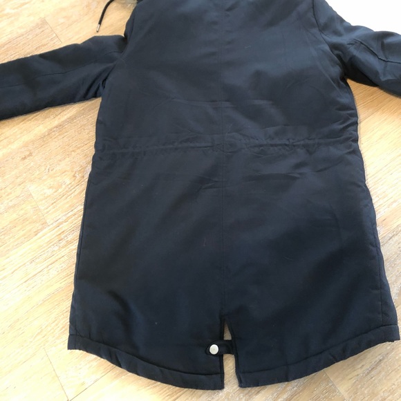 noisy may parka! - Picture 2 of 3